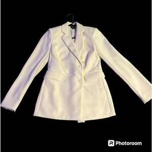 Gorgeous Cream Blazer